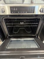 GE 30 in. 5 Burner Element Slide-In Electric Range in Stainless Steel with Crisp Mode - Image 3