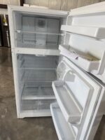 16.6 cu. ft. Top Freezer Refrigerator in White - Image 4