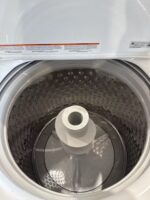 GE 4.5 cu. ft. Top Load Washer in White with Dual Action Agitator and Cold Plus, Sanitize with Oxi - Image 3