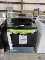 GE 30 in. 4 Burner Element Free-Standing Electric Range in Stainless Steel w/Stainless Knobs - Image 2