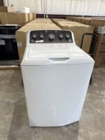 GE 4.5 cu. ft. Top Load Washer in White with Dual Action Agitator and Cold Plus, Sanitize with Oxi - Image 2